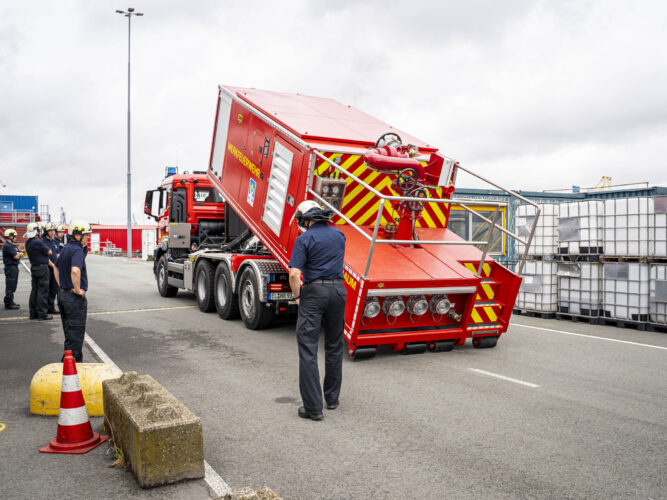 Firefighting H&R - DNM ©christian egbers-behrendt